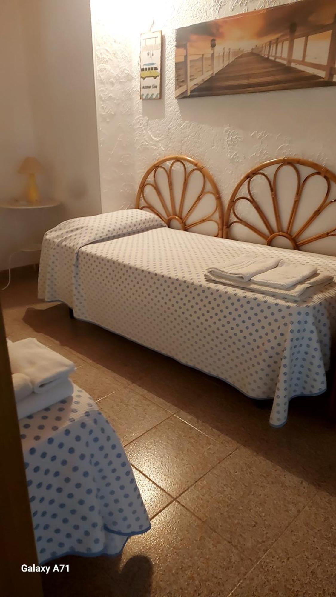 Casa Fronte Mare Puro Relax Villa Cava dʼAliga Екстериор снимка