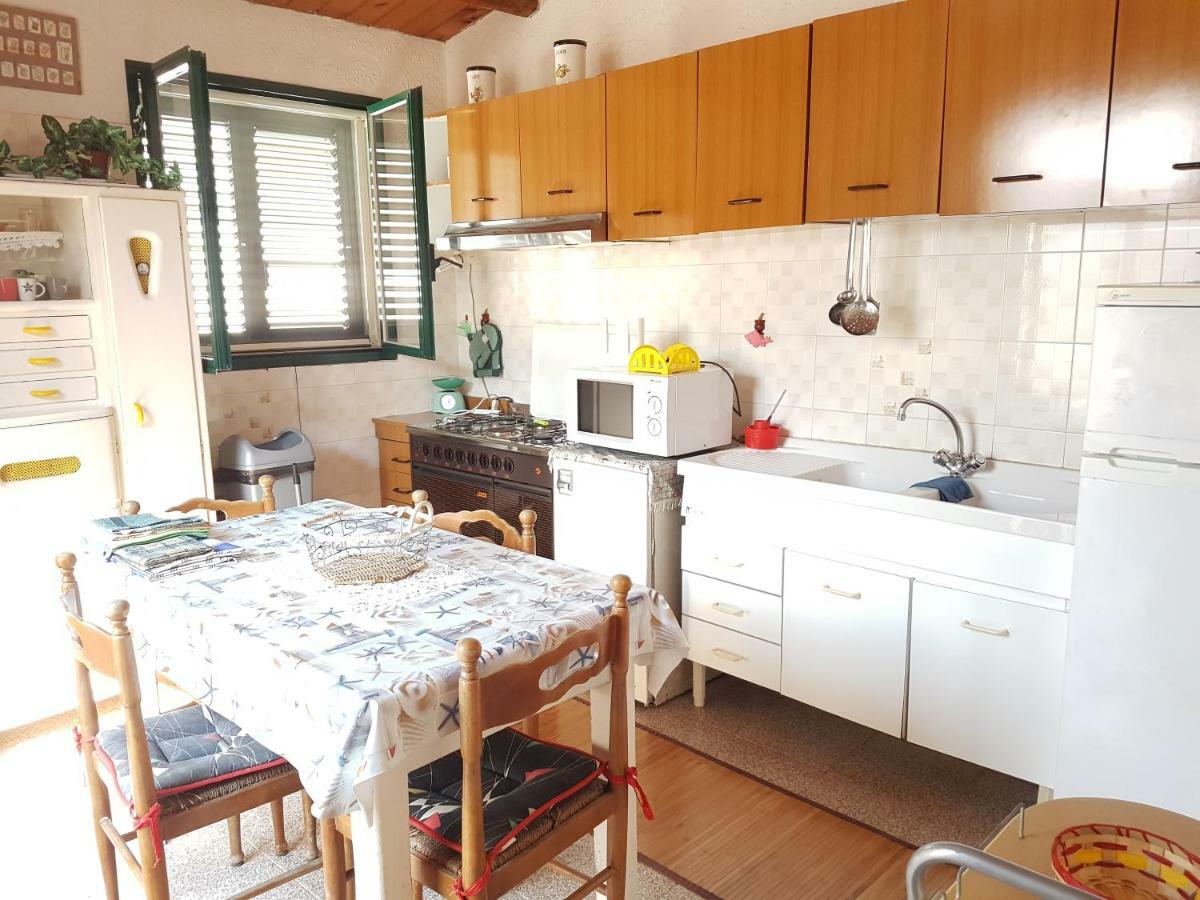 Casa Fronte Mare Puro Relax Villa Cava dʼAliga Екстериор снимка